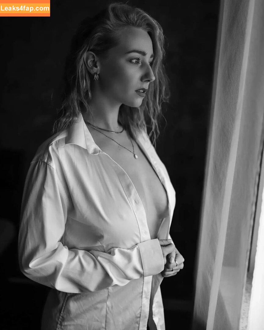 sandra.amaliaw /  leaked photo photo #0051