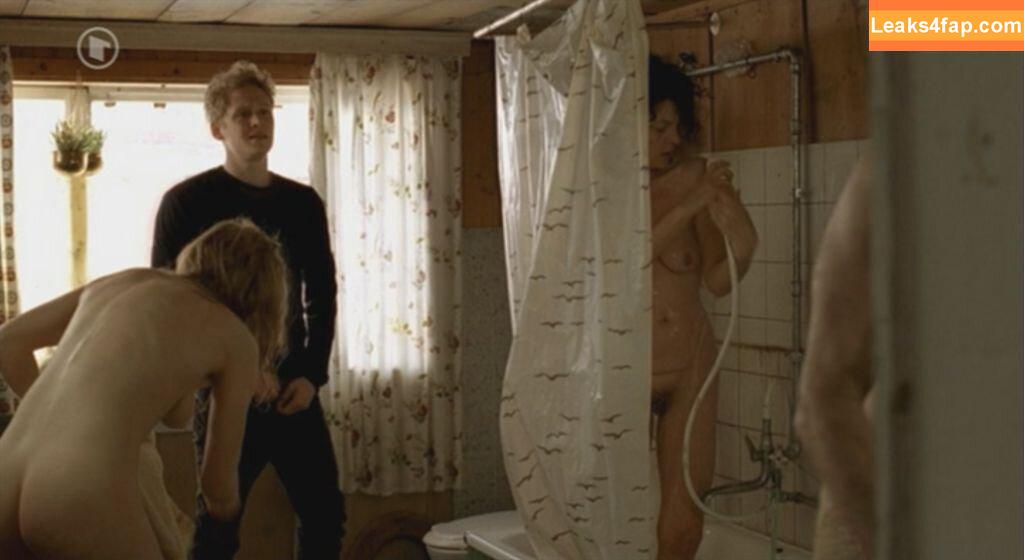 Sandra Huller /  leaked photo photo #0008