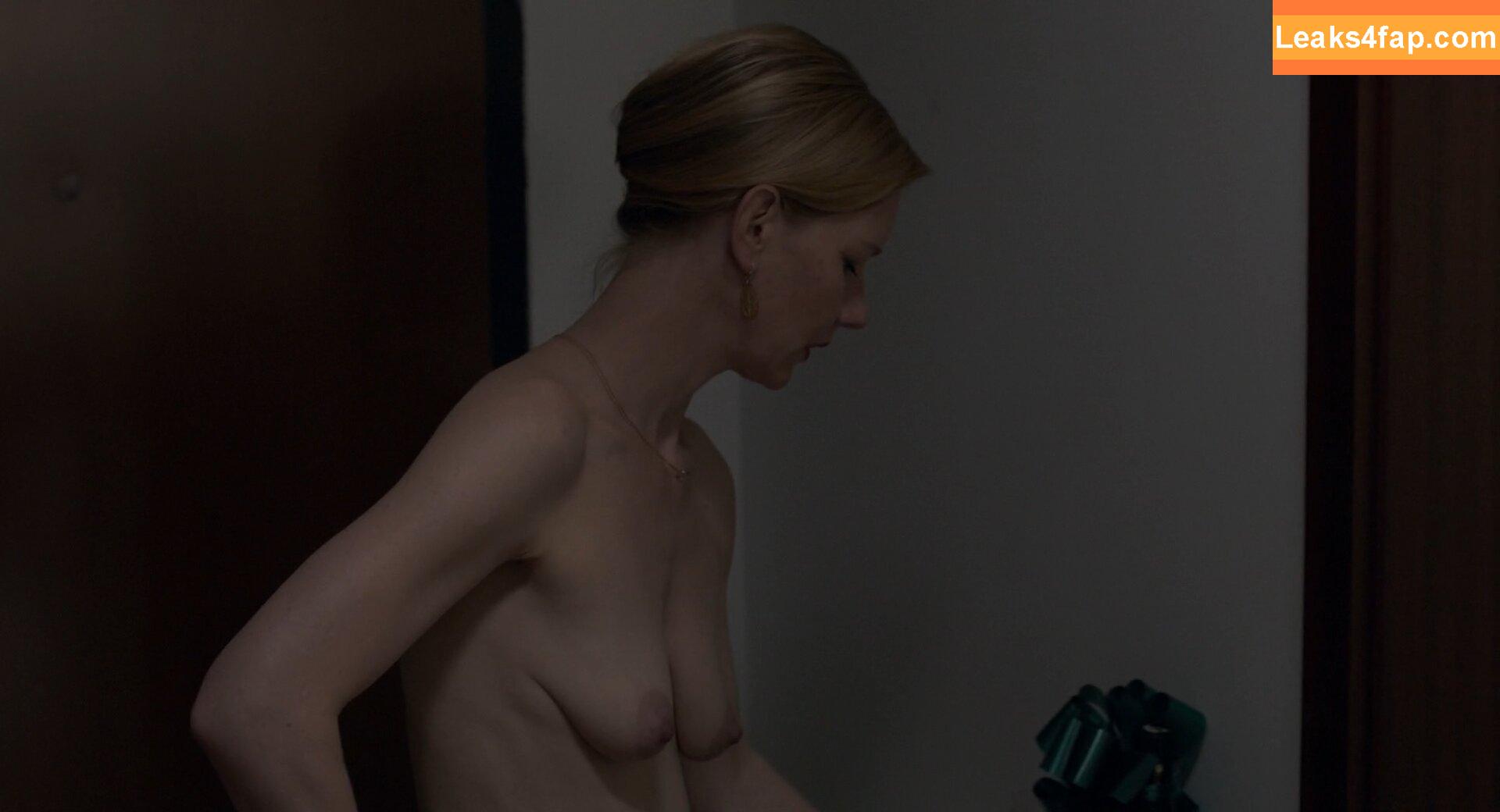 Sandra Huller /  leaked photo photo #0020