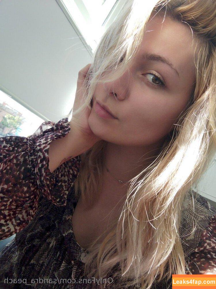 sandra_peach /  leaked photo photo #0023