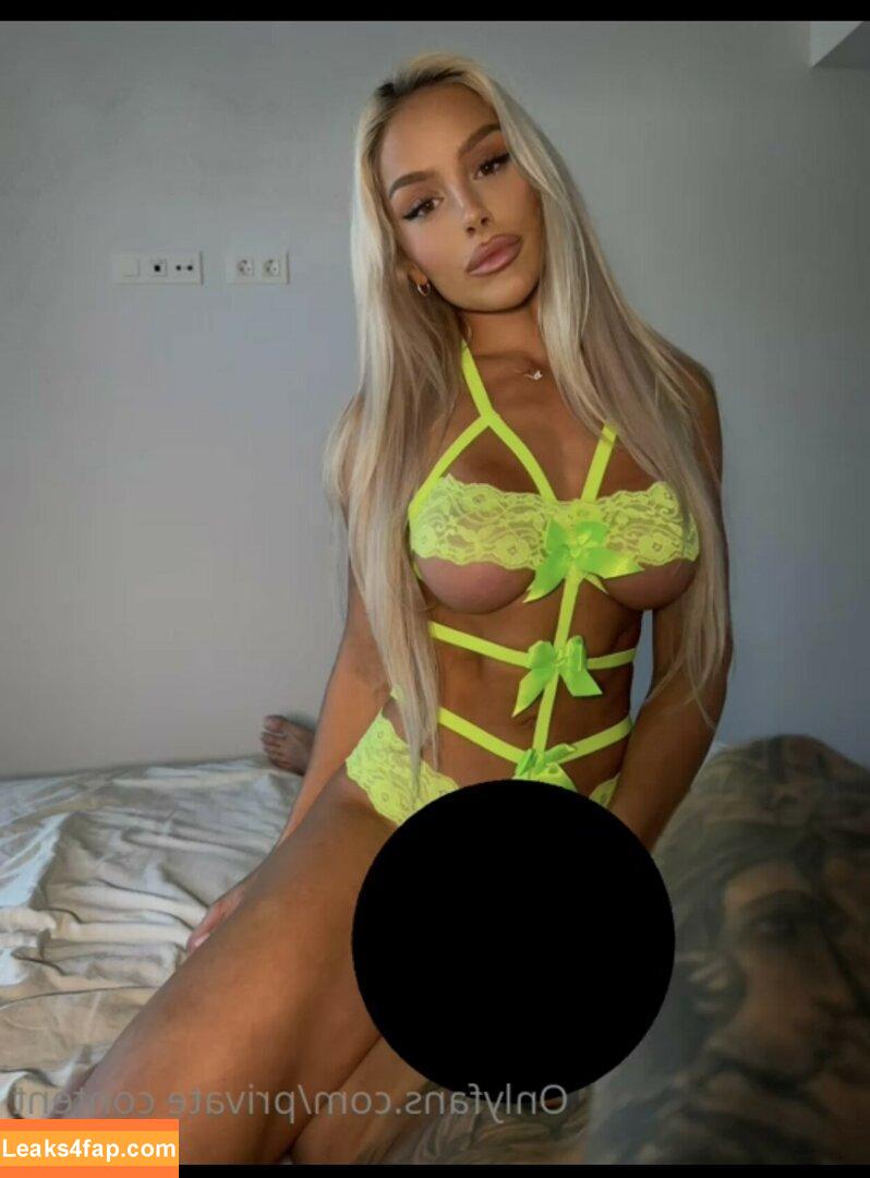 Sandra Sophia Fjeldberg / SandraSophia / sophiafjeldberg / sophiafjeldbergvip leaked photo photo #0013