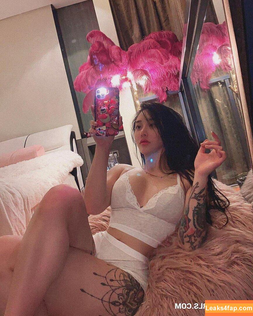 Sangyuxin Hitomi / songyuxin_hitomi leaked photo photo #0080
