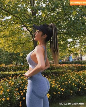 Sangyuxin Hitomi photo #0006