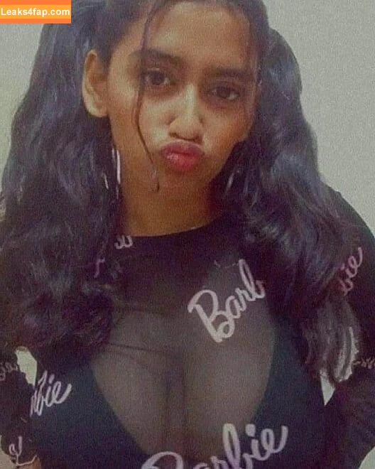 Sanjana Saba / it_z_suzie leaked photo photo #0001