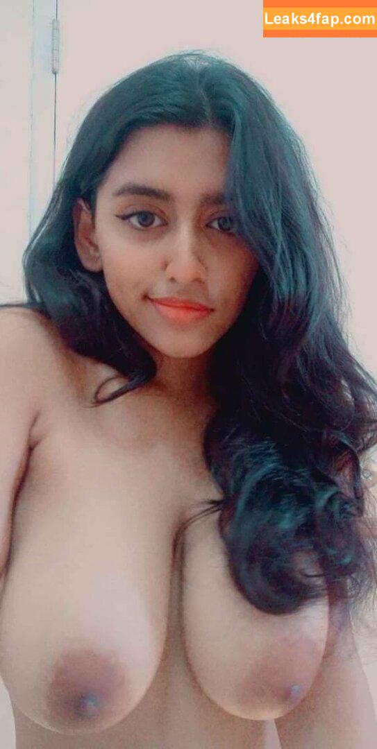 Sanjana Saba / it_z_suzie leaked photo photo #0033