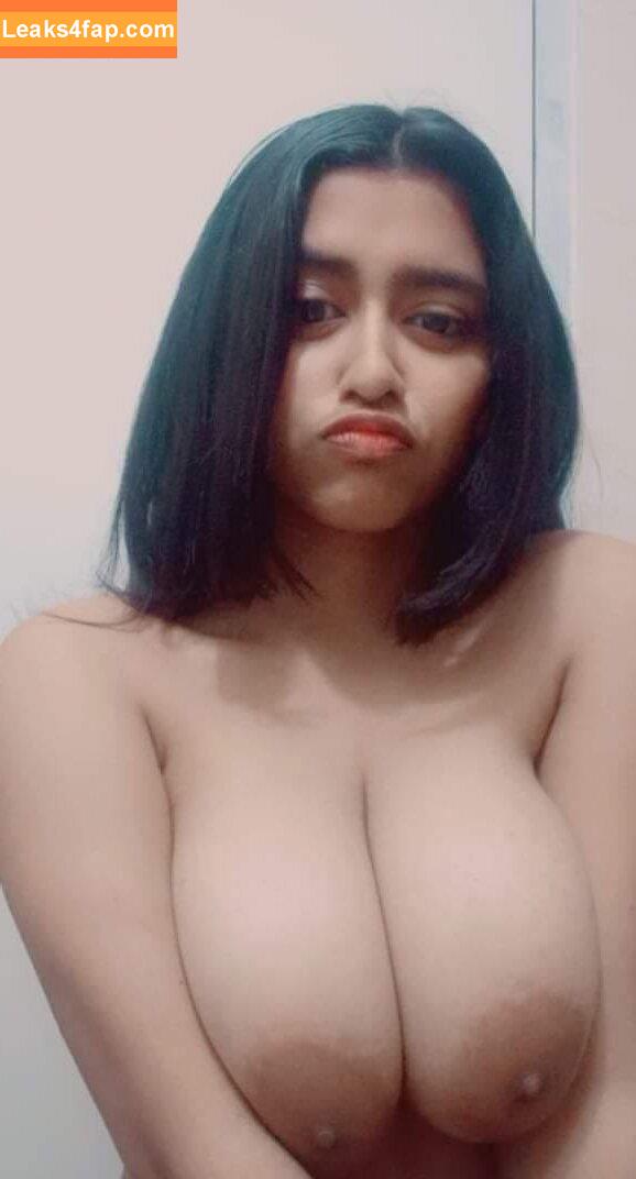 Sanjana Saba / it_z_suzie leaked photo photo #0052