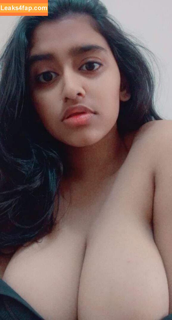 Sanjana Saba / it_z_suzie leaked photo photo #0056