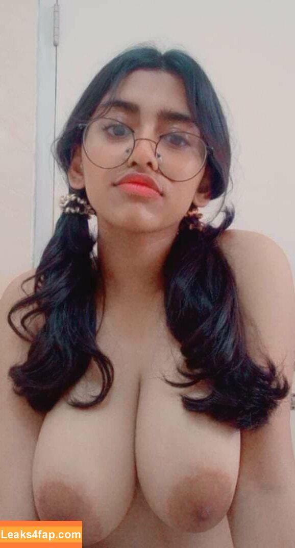 Sanjana Saba / it_z_suzie leaked photo photo #0080