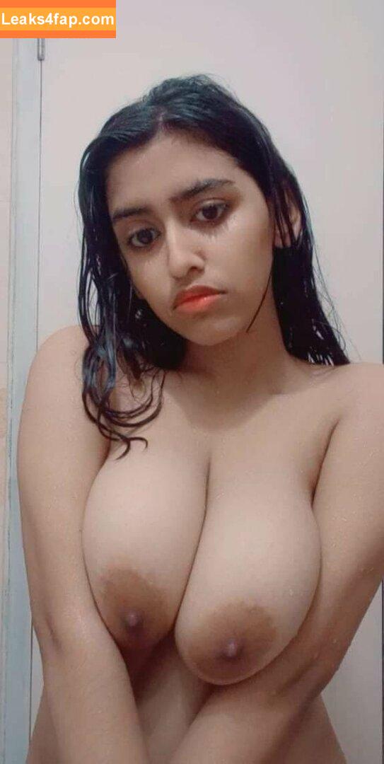 Sanjana Saba / it_z_suzie leaked photo photo #0087