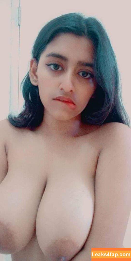 Sanjana Saba / it_z_suzie leaked photo photo #0089