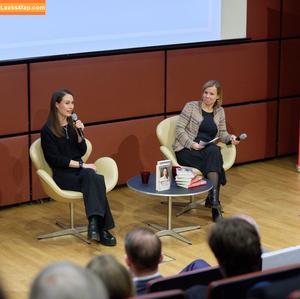 Sanna Marin фото #0397