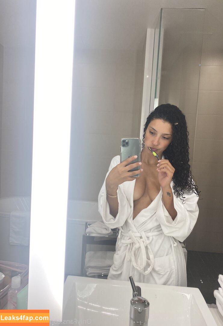 santinihoudini /  leaked photo photo #0002