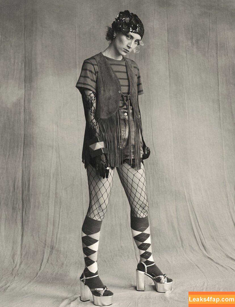 Saoirse Ronan / ronan.saoirse leaked photo photo #0446