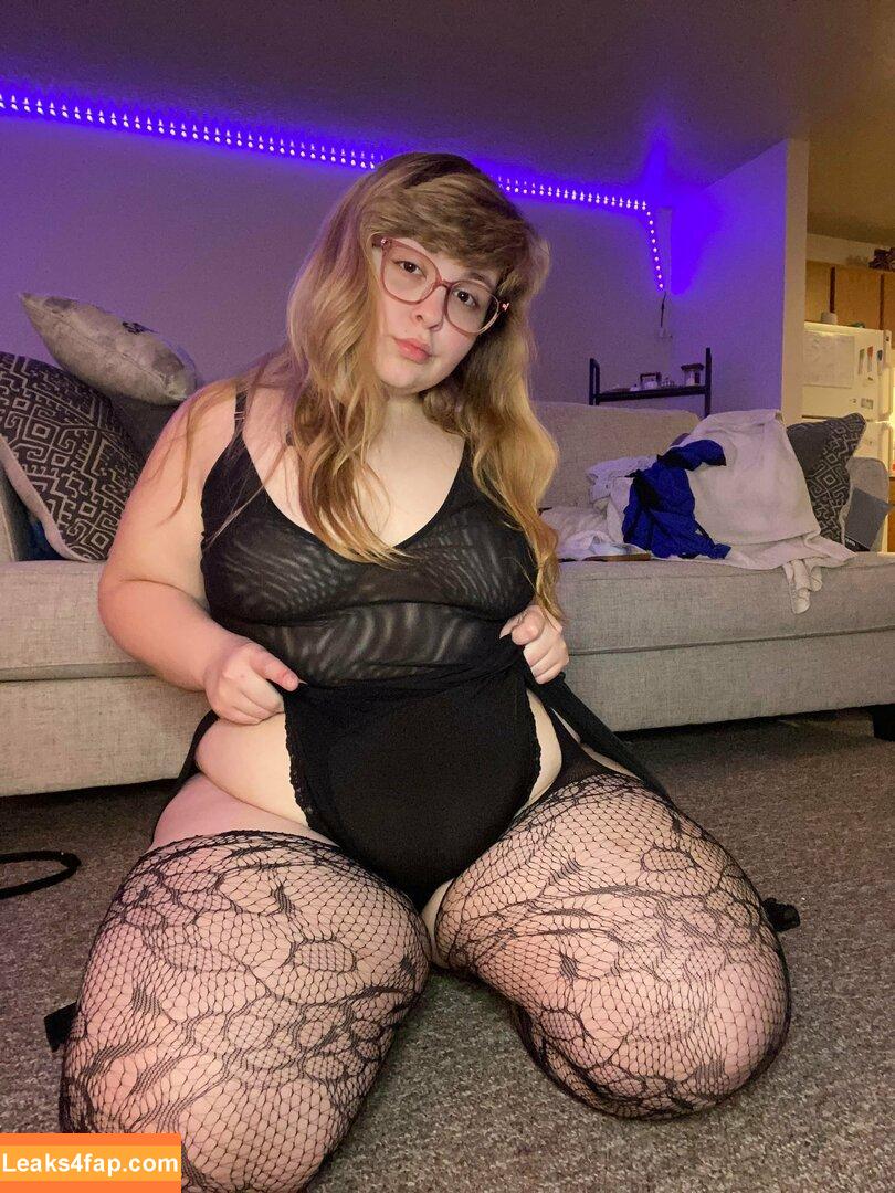 sapphirepawg420 /  leaked photo photo #0014