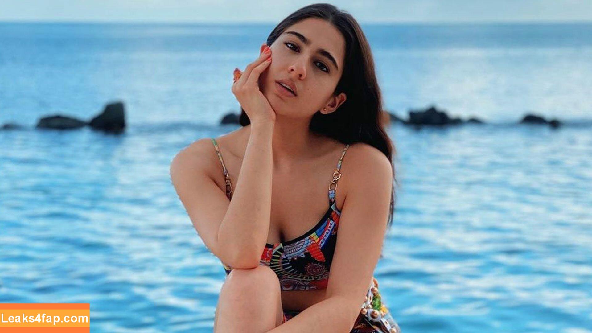 Sara Ali Khan / saraalikhan95 leaked photo photo #0016