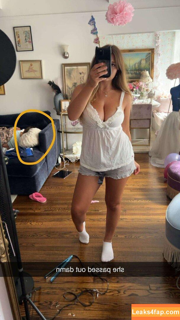 Sara Dobrik / sara.dobrik leaked photo photo #0113