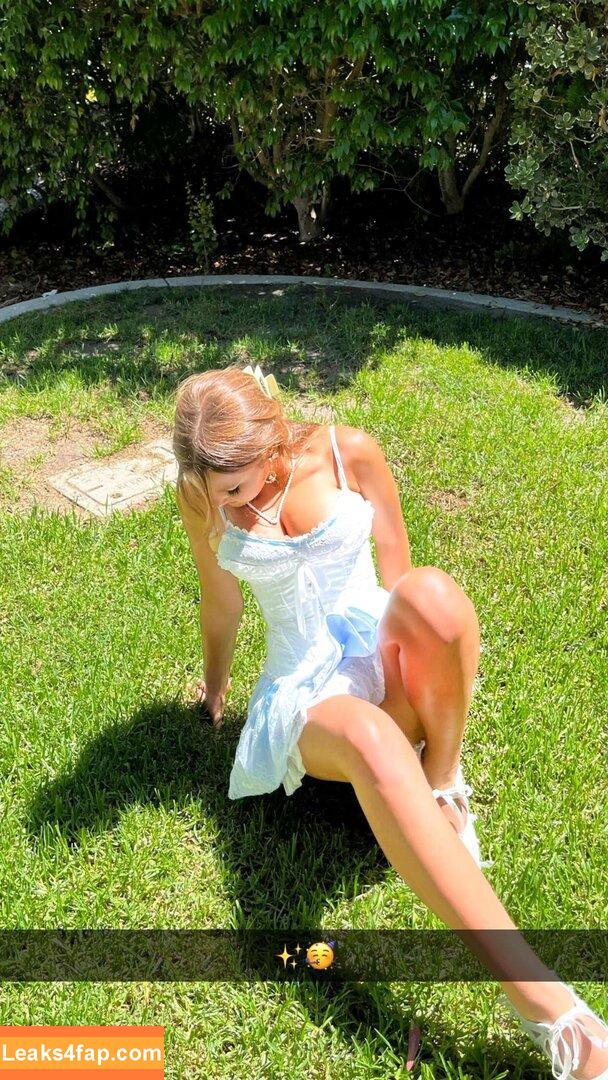 Sara Dobrik / sara.dobrik leaked photo photo #0115