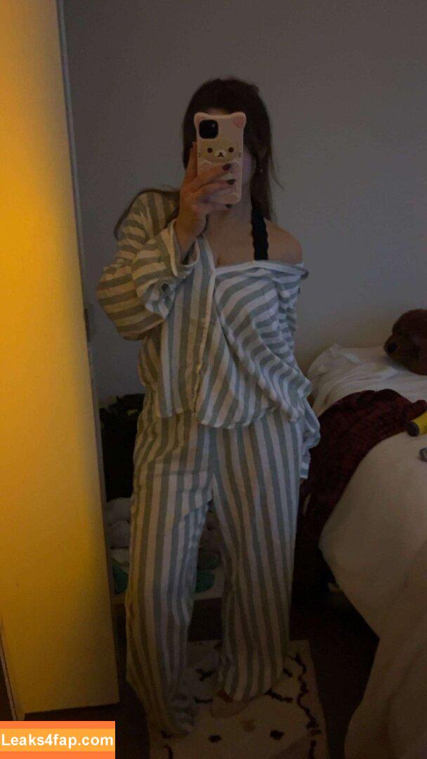 Sara Dobrik / sara.dobrik leaked photo photo #0190