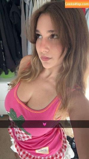 Sara Dobrik photo #0131