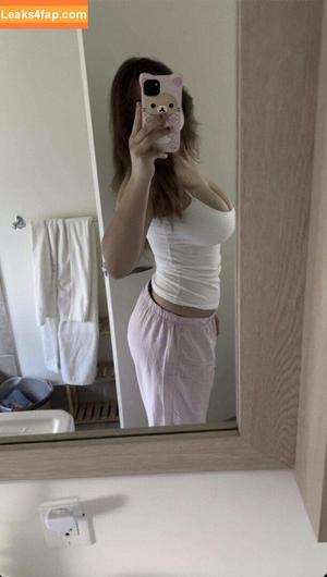 Sara Dobrik photo #0176