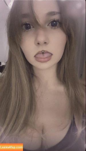 Sara Dobrik photo #0178