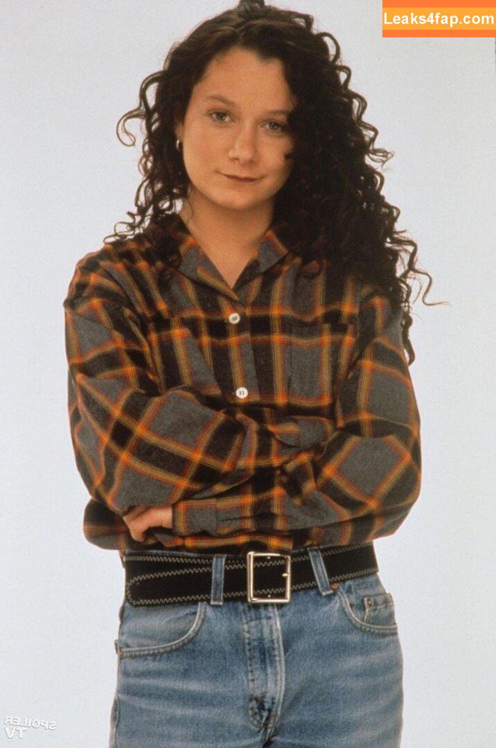 Sara Gilbert /  leaked photo photo #0007