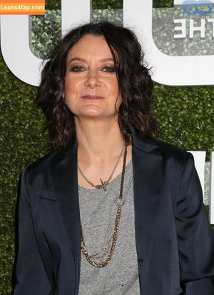 Sara Gilbert photo #0009