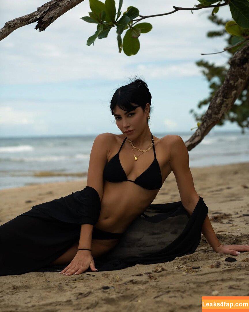 Sara Hesri / sarahesri слитое фото фото #0011