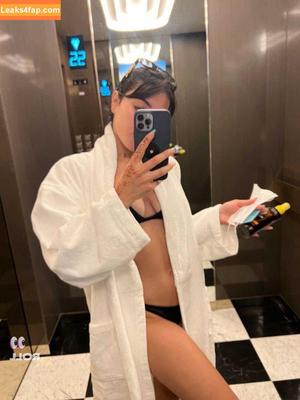 Sara Hesri фото #0004