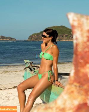 Sara Hesri фото #0014