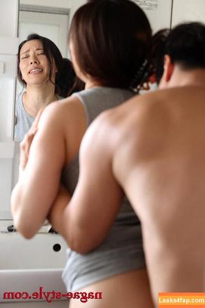 Sara Ito photo #0009