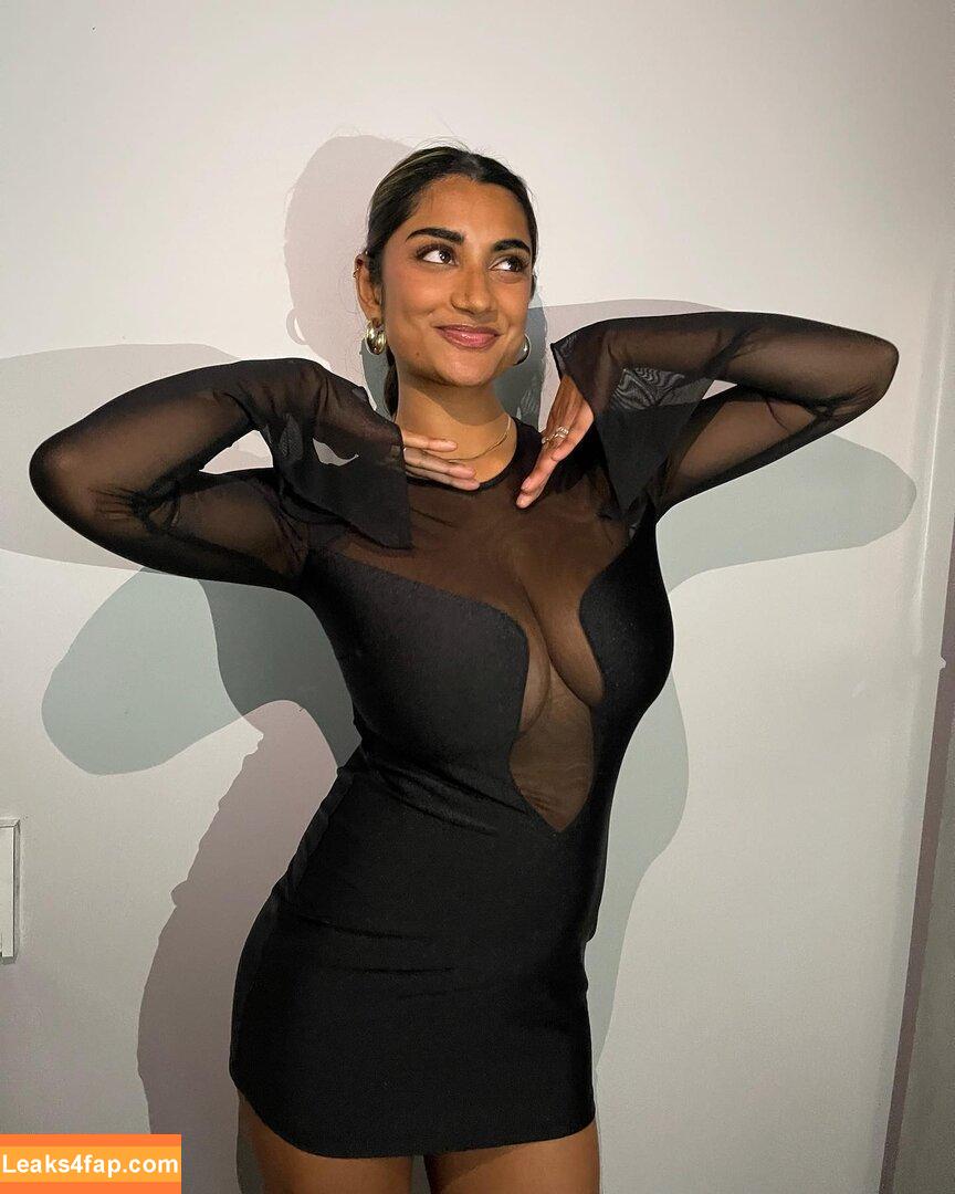 sara.kolls /  leaked photo photo #0029