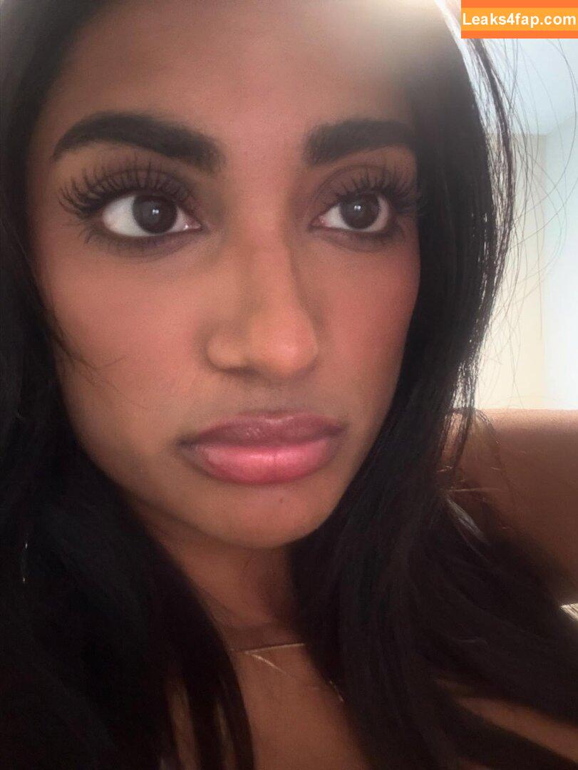 sara.kolls /  leaked photo photo #0040