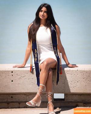 sara.kolls photo #0051