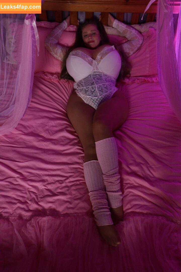 Sara Lang /  leaked photo photo #0008