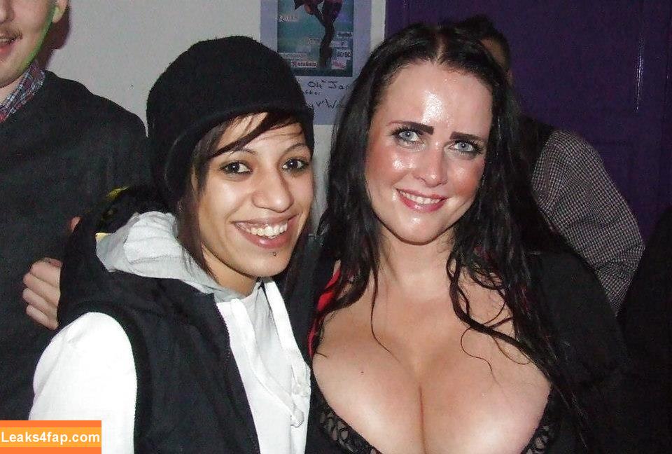 Sara Lang /  leaked photo photo #0011