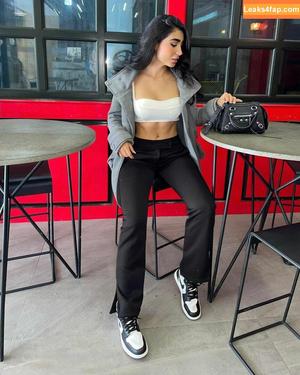 Sara Lievano фото #0094