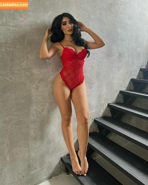 Sara Lievano photo #0143