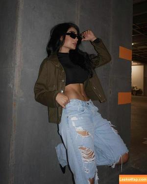 Sara Lievano photo #0153