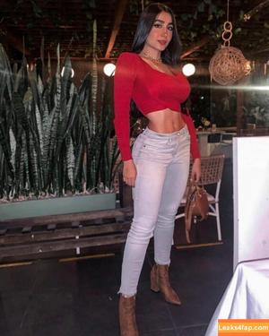 Sara Lievano photo #0240