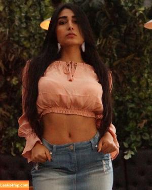 Sara Lievano photo #0257