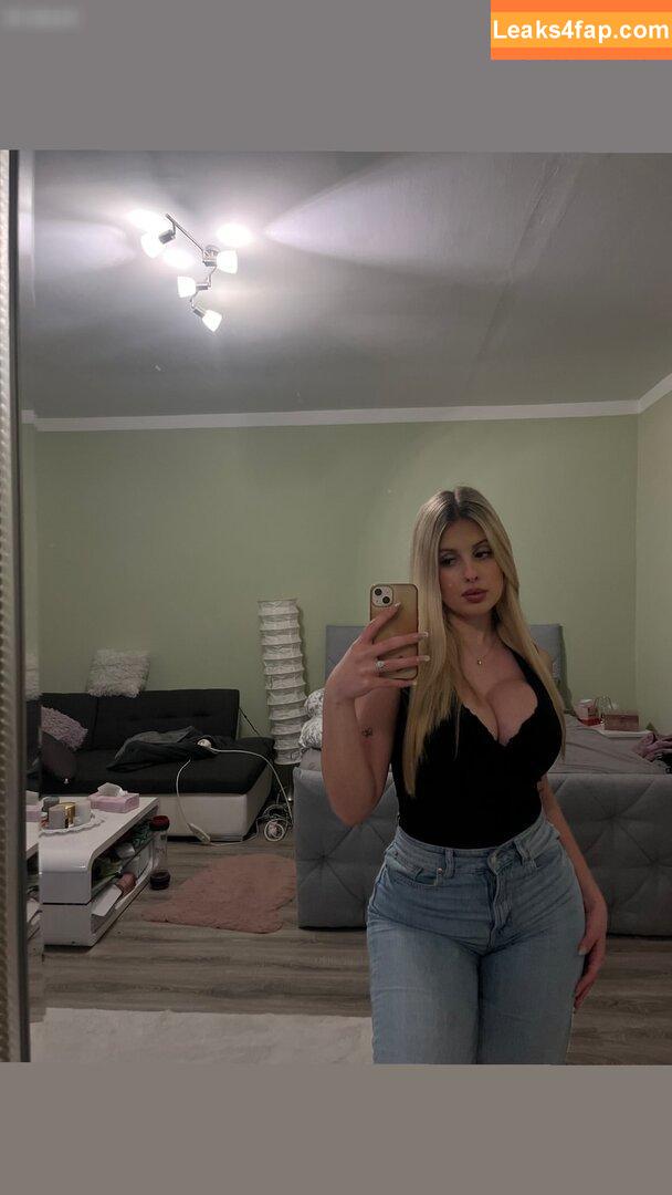 Sara.ncx /  leaked photo photo #0020