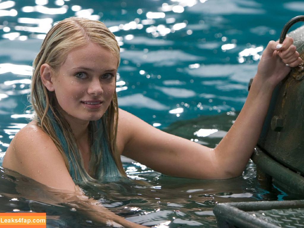 Sara Paxton / paxgawd / sara_paxton leaked photo photo #0012