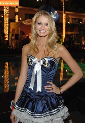 Sara Paxton photo #0038