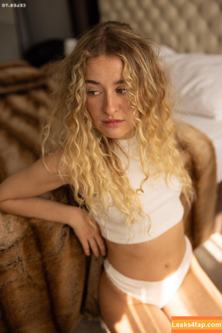 Sara russek / JonasHaid leaked photo photo #0027