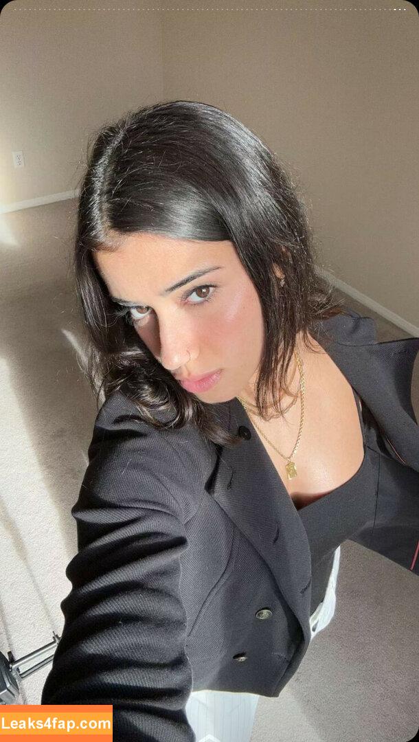 Sara Saffari / sarasaffari__ leaked photo photo #0180