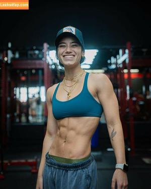 Sara Saffari photo #0045