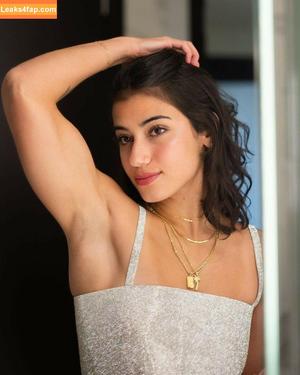 Sara Saffari photo #0063