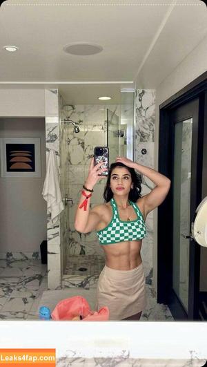 Sara Saffari photo #0083