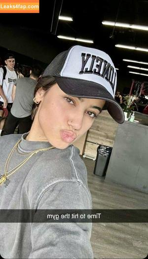 Sara Saffari photo #0097